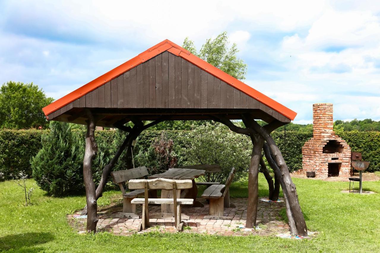 Karkles Villa Luaran gambar